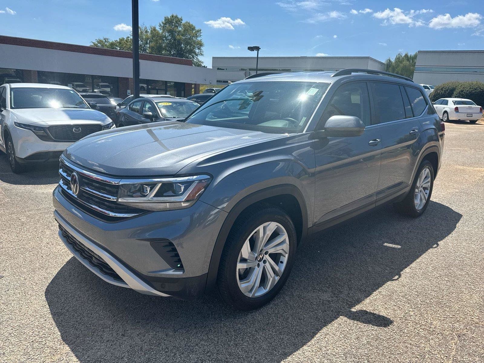 Used 2021 Volkswagen Atlas SE w/ Towing Package FWD image 21