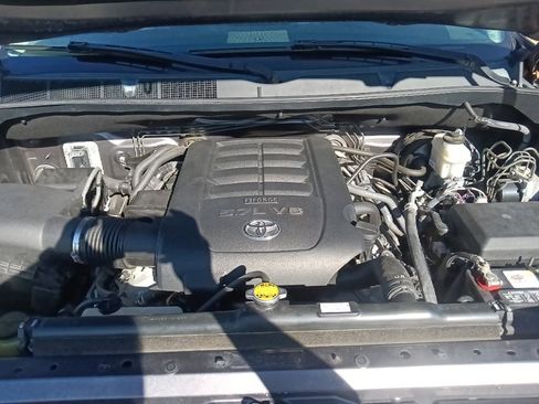 Used 2016 Toyota Tundra SR5 image 32