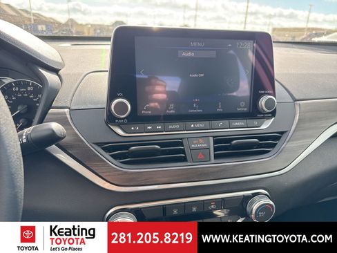 Used 2025 Nissan Altima 2.5 SV image 20