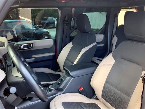 Used 2022 Ford Bronco Wildtrak AWD/4WD image 8