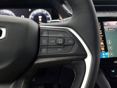 New 2026 Jeep Grand Cherokee Limited image 25