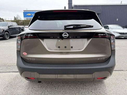 New 2026 Nissan Kicks SV w/ Cold Weather Package AWD/4WD image 6