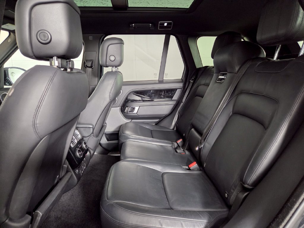 Used 2022 Land Rover Range Rover AWD/4WD image 23
