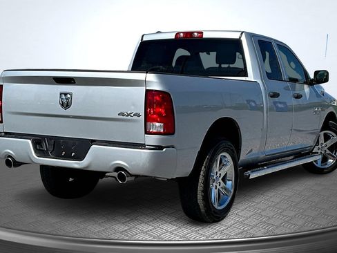 Used 2017 RAM 1500 Express AWD/4WD image 7