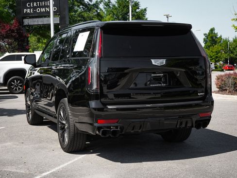 Used 2023 Cadillac Escalade V w/ LPO, ONYX Package AWD/4WD image 8