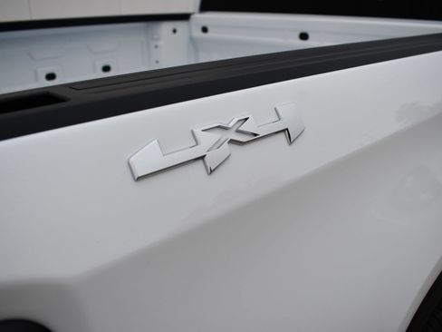 New 2026 GMC Sierra 1500 Elevation image 10