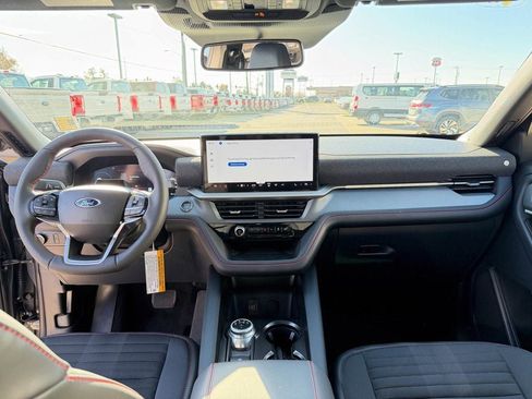 New 2026 Ford Explorer ST-Line w/ ST-Line Street Pack AWD/4WD image 32
