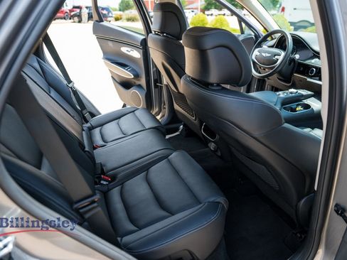 Used 2025 Genesis GV70 2.5T AWD/4WD image 14