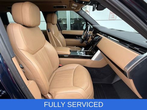 Used 2023 Land Rover Range Rover Long Wheelbase SE image 25