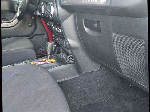 Used 2013 Jeep Wrangler Unlimited Sport w/ Connectivity Group image 38