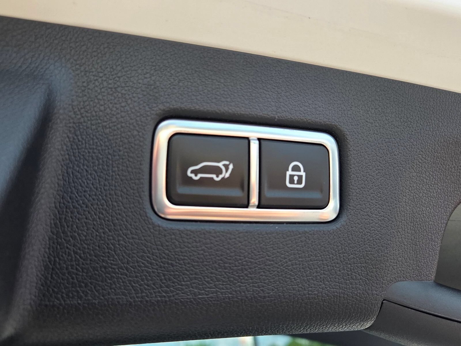 Used 2023 Kia Sorento EX FWD image 14