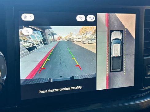 Certified 2025 Ford F250 Lariat w/ Lariat Ultimate Package image 19