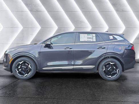 New 2026 Kia Sportage EX FWD image 2