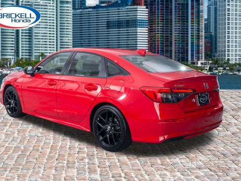 Used 2023 Honda Civic Sport image 6