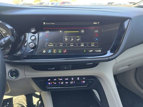 Used 2022 Buick Envision Avenir w/ Technology Package II image 13