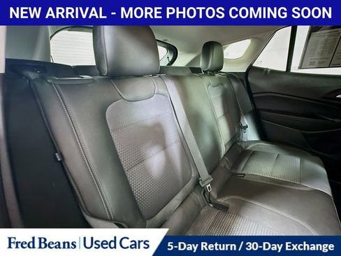 Used 2025 Chevrolet Trax LT w/ Driver Confidence Package FWD image 27