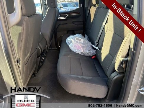 New 2026 GMC Sierra 1500 SLE image 29