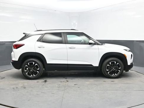 Used 2021 Chevrolet TrailBlazer LT w/ Convenience Package AWD/4WD image 8