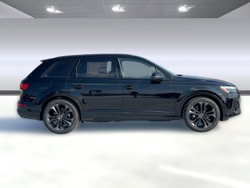 New 2025 Audi Q7 3.0T Prestige image 8