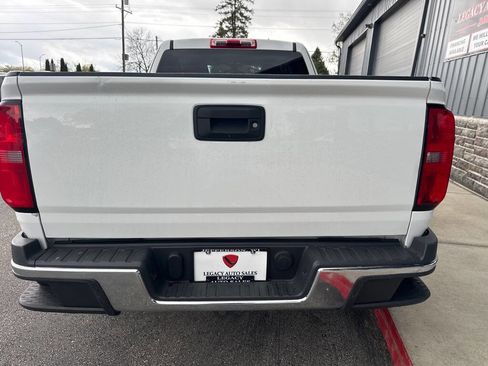 Used 2016 Chevrolet Colorado W/T RWD image 4