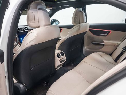 Used 2025 Mercedes-Benz C 300 4MATIC Sedan image 19