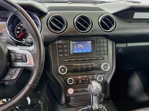 Used 2017 Ford Mustang Convertible RWD image 18