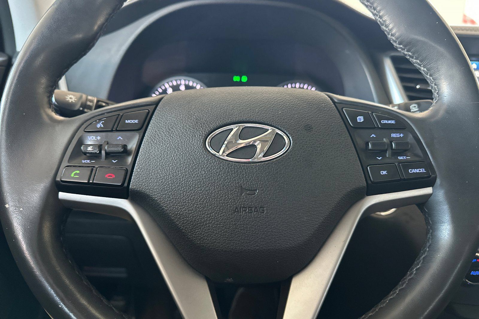 Used 2018 Hyundai Tucson Limited w/ Cargo Package FWD image 23