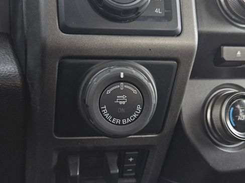 Used 2018 Ford F150 Raptor w/ Equipment Group 802A Luxury image 25