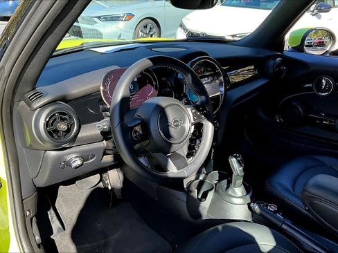 Used 2022 MINI Cooper S image 14