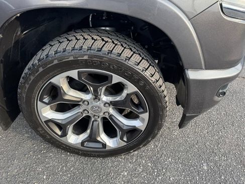 Used 2022 RAM 1500 Limited w/ Body Color Bumper Group image 4