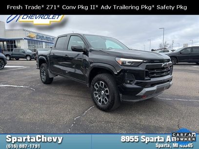 Used 2024 Chevrolet Colorado Z71 w/ Z71 Convenience Package 2