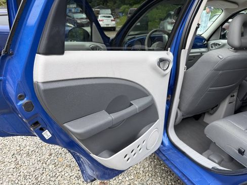 Used 2006 Chrysler PT Cruiser Touring FWD image 13