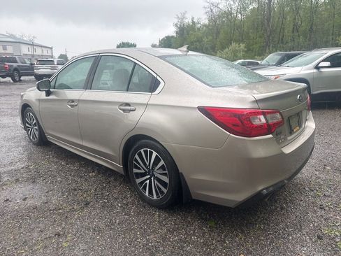 Used 2019 Subaru Legacy 2.5i Premium AWD/4WD image 6