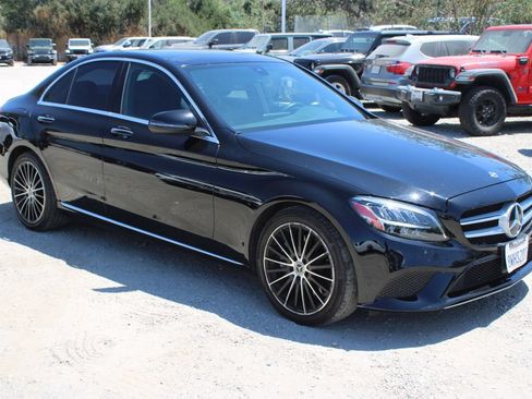 Used 2021 Mercedes-Benz C 300 Sedan image 3