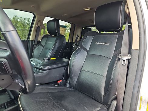 Used 2020 RAM 2500 Laramie image 16