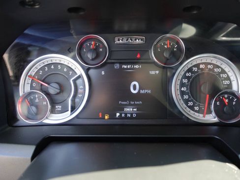 Used 2023 RAM 1500 Classic SLT w/ Electronics Convenience Group AWD/4WD image 53