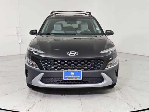 Used 2022 Hyundai Kona SEL image 9