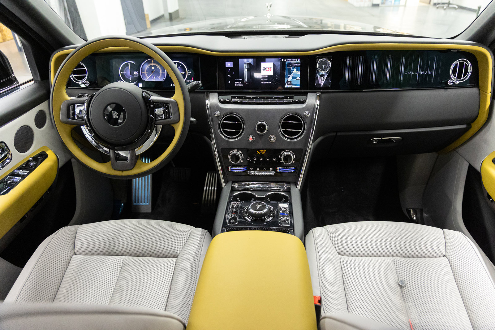 New 2026 Rolls-Royce Cullinan AWD/4WD image 41