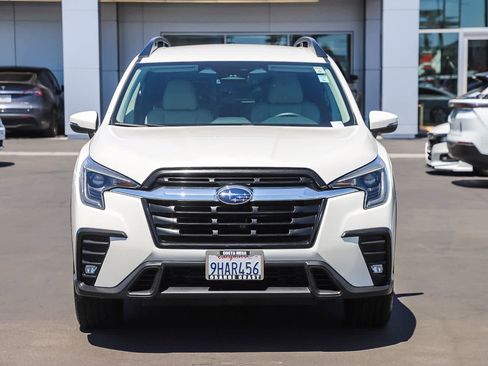 Used 2023 Subaru Ascent Limited AWD/4WD image 2
