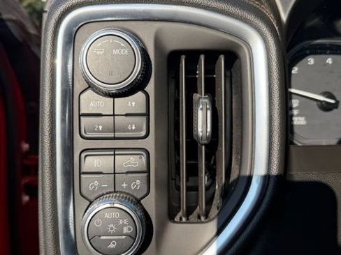 Used 2021 GMC Sierra 1500 AT4 w/ AT4 Value Package AWD/4WD image 17
