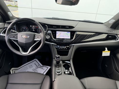 New 2025 Cadillac XT6 Premium Luxury w/ Technology Package image 27