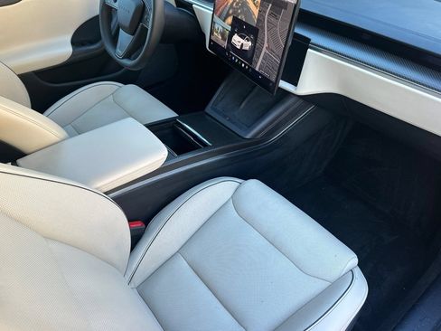 Used 2023 Tesla Model S Plaid AWD/4WD image 14
