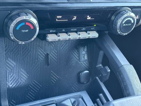 Used 2025 Toyota Tacoma SR5 image 24