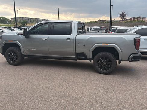 Used 2025 GMC Sierra 3500 AT4 w/ AT4 Premium Plus Package AWD/4WD image 6
