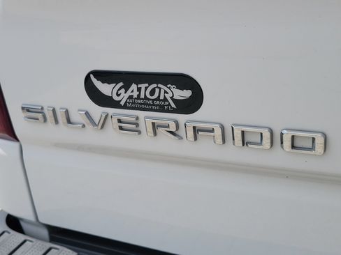 Used 2020 Chevrolet Silverado 1500 LT AWD/4WD image 6