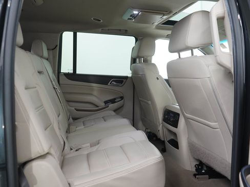 Used 2019 GMC Yukon XL Denali w/ Open Road Package AWD/4WD image 12