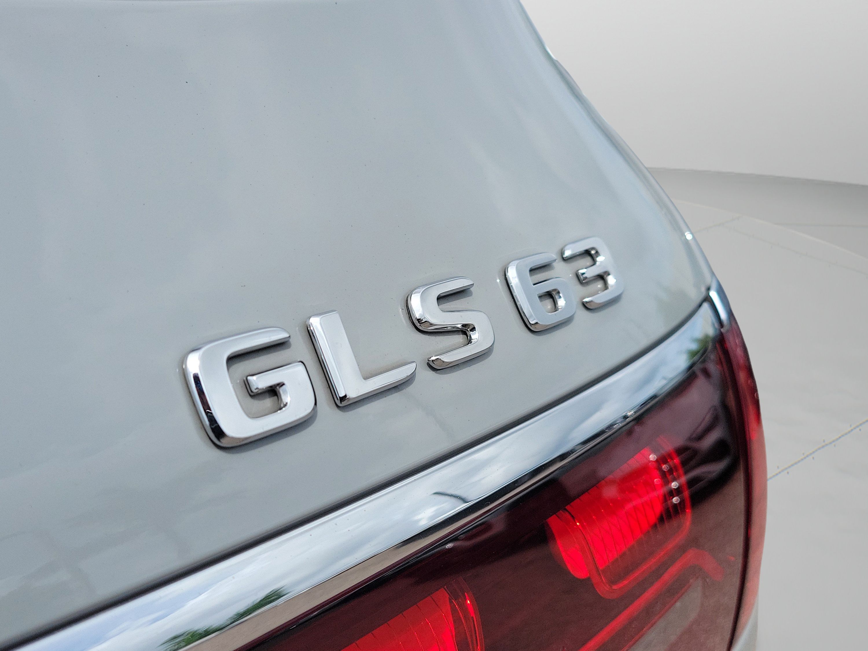 Certified 2024 Mercedes-Benz GLS 63 AMG 4MATIC image 33