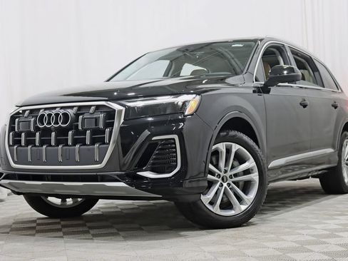 Used 2025 Audi Q7 3.0T Premium Plus AWD/4WD image 6
