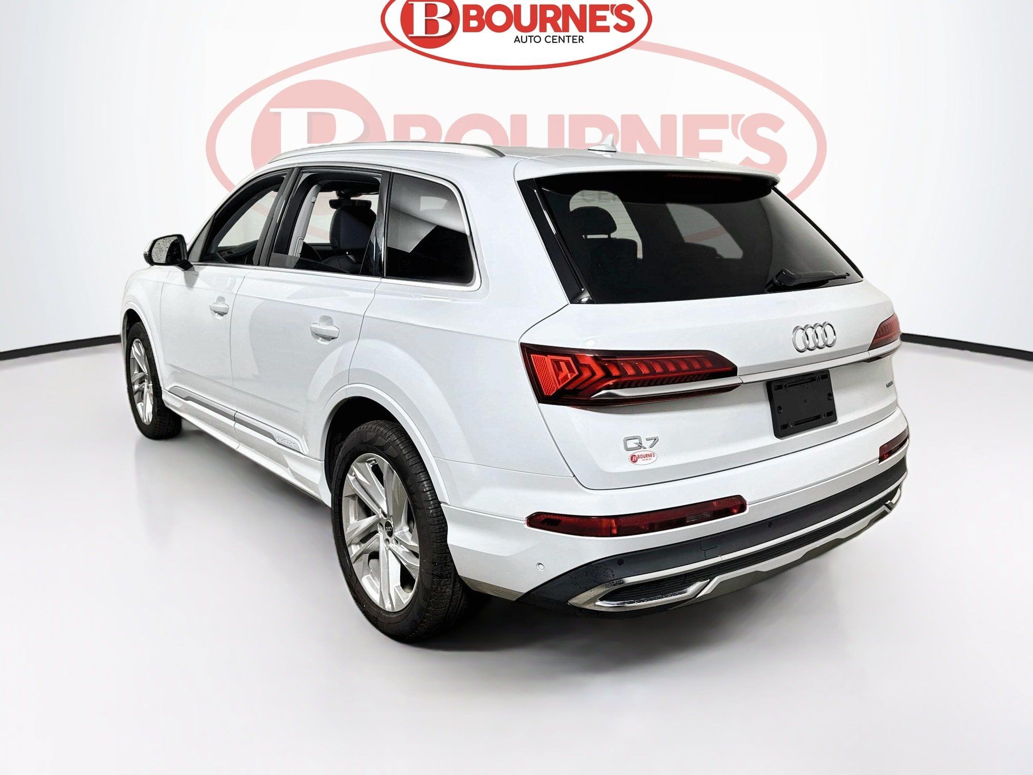 Used 2023 Audi Q7 3.0T Premium w/ Convenience Package AWD/4WD image 9