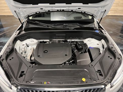 Used 2024 Volvo XC90 B6 Ultimate w/ Protection Package Premier image 30